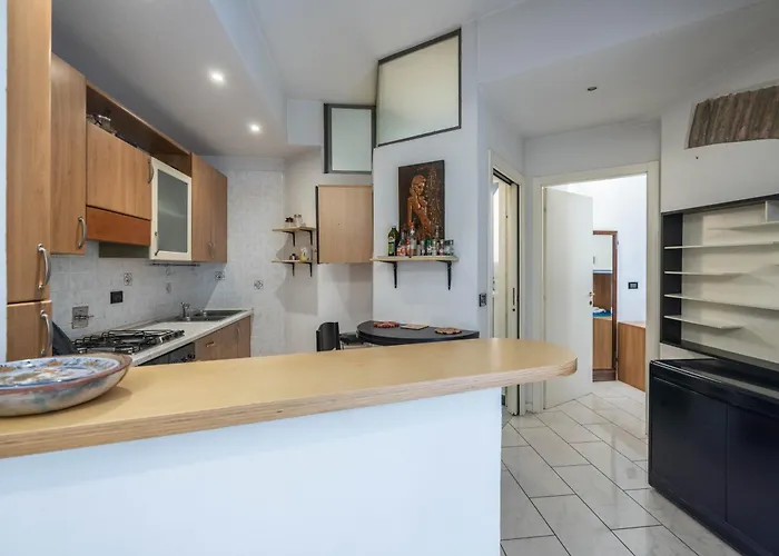 Maison Marisa, By Short Holidays *